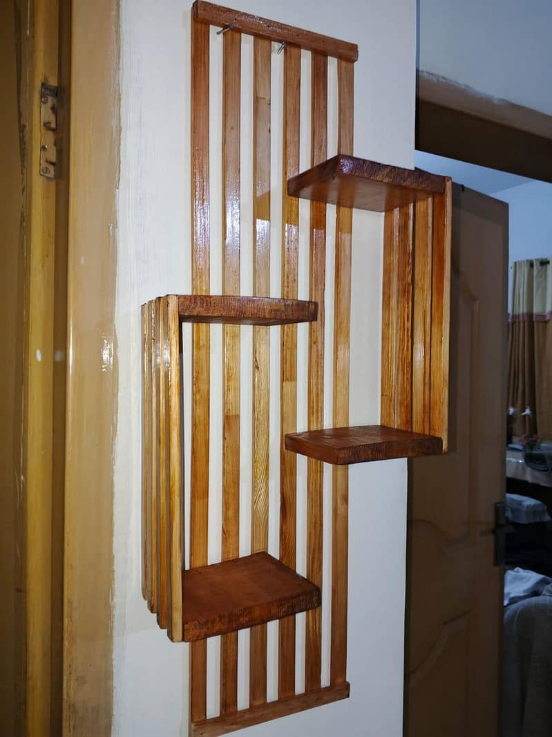 Decorative wall rack 1