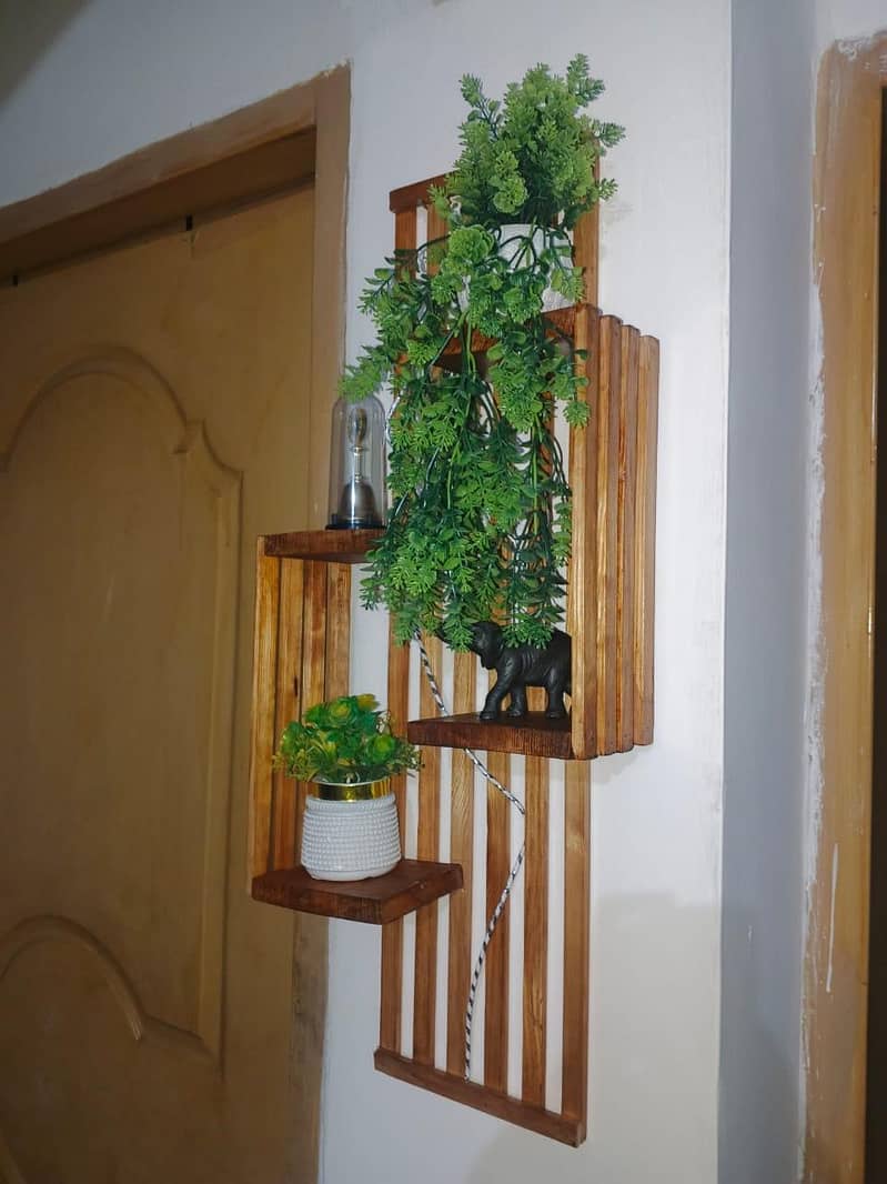 Decorative wall rack 2