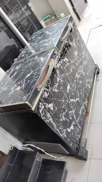 Deep freezer for sale