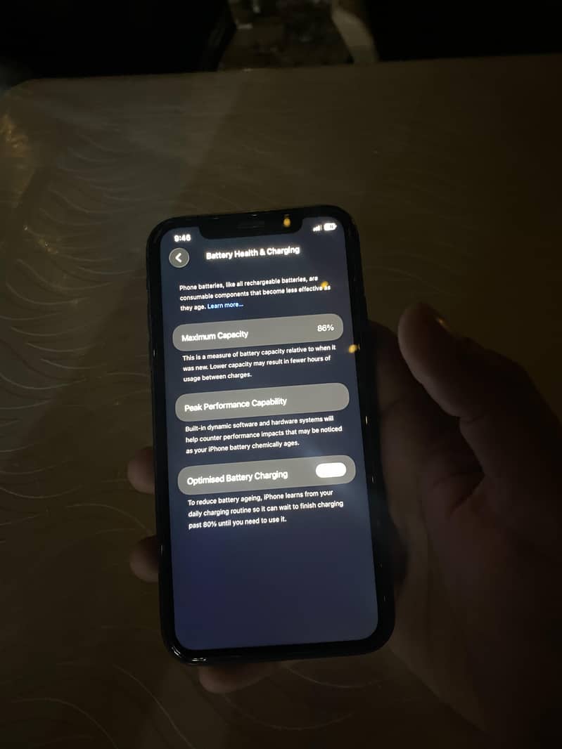 Apple iPhone 11 0