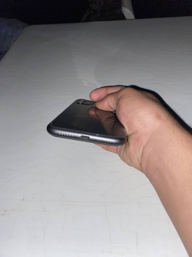Apple iPhone 11 1
