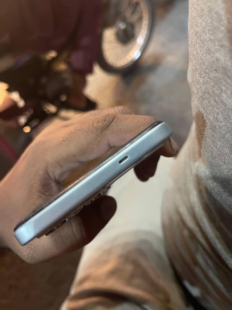 Tecno Spark 40 3