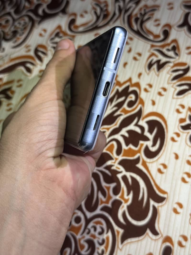 Google Pixel 7a 2