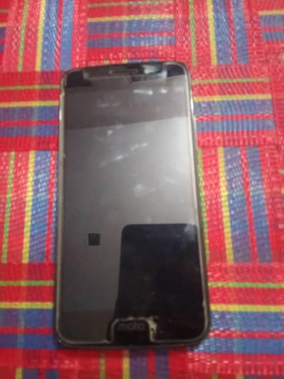 used moto E4