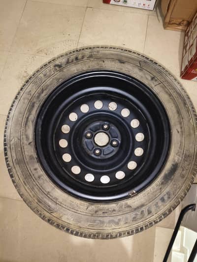 Dunlop 185/65R15 Thailand Tyre with Rim