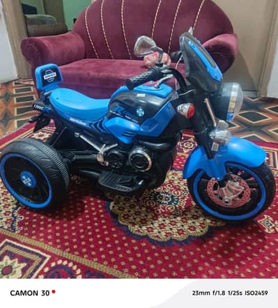 Kids Electric bike Excellent Condition