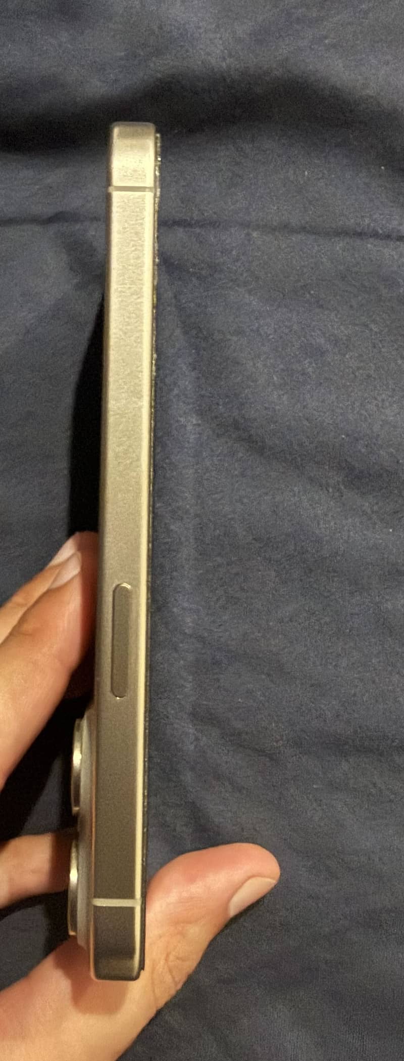 Apple iPhone 15 Pro 4