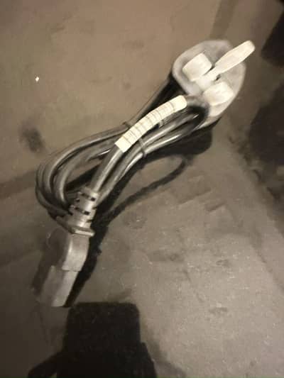 Original UK Power Cable - PC Power Cable / IEC C13 Cable