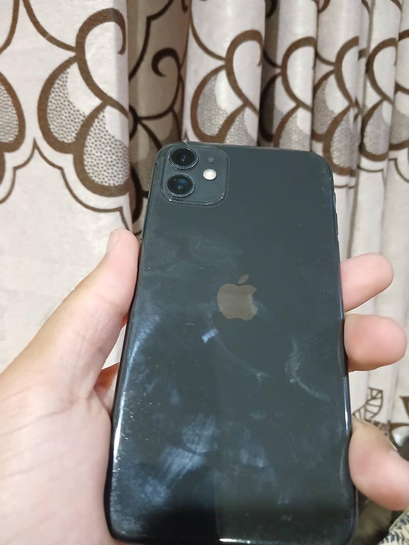Apple iPhone 11 0