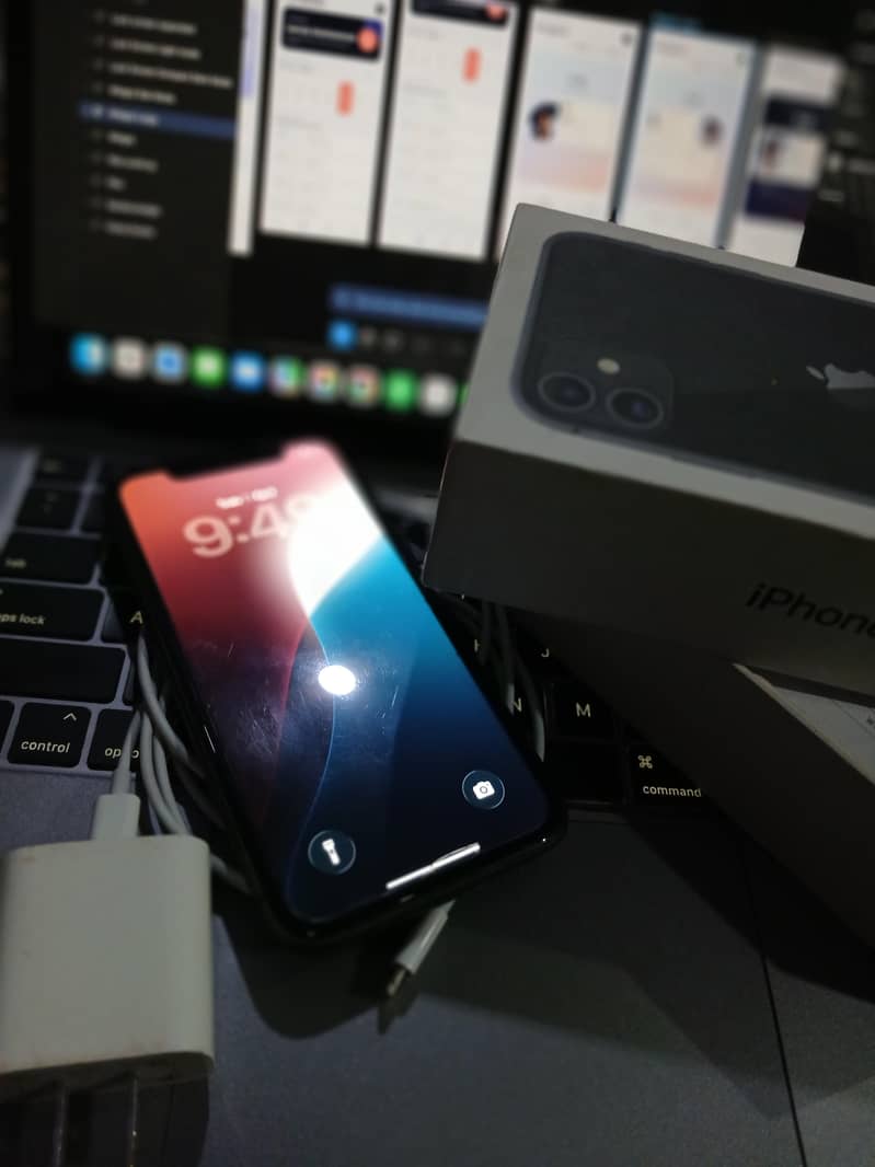 Apple iPhone 11 7