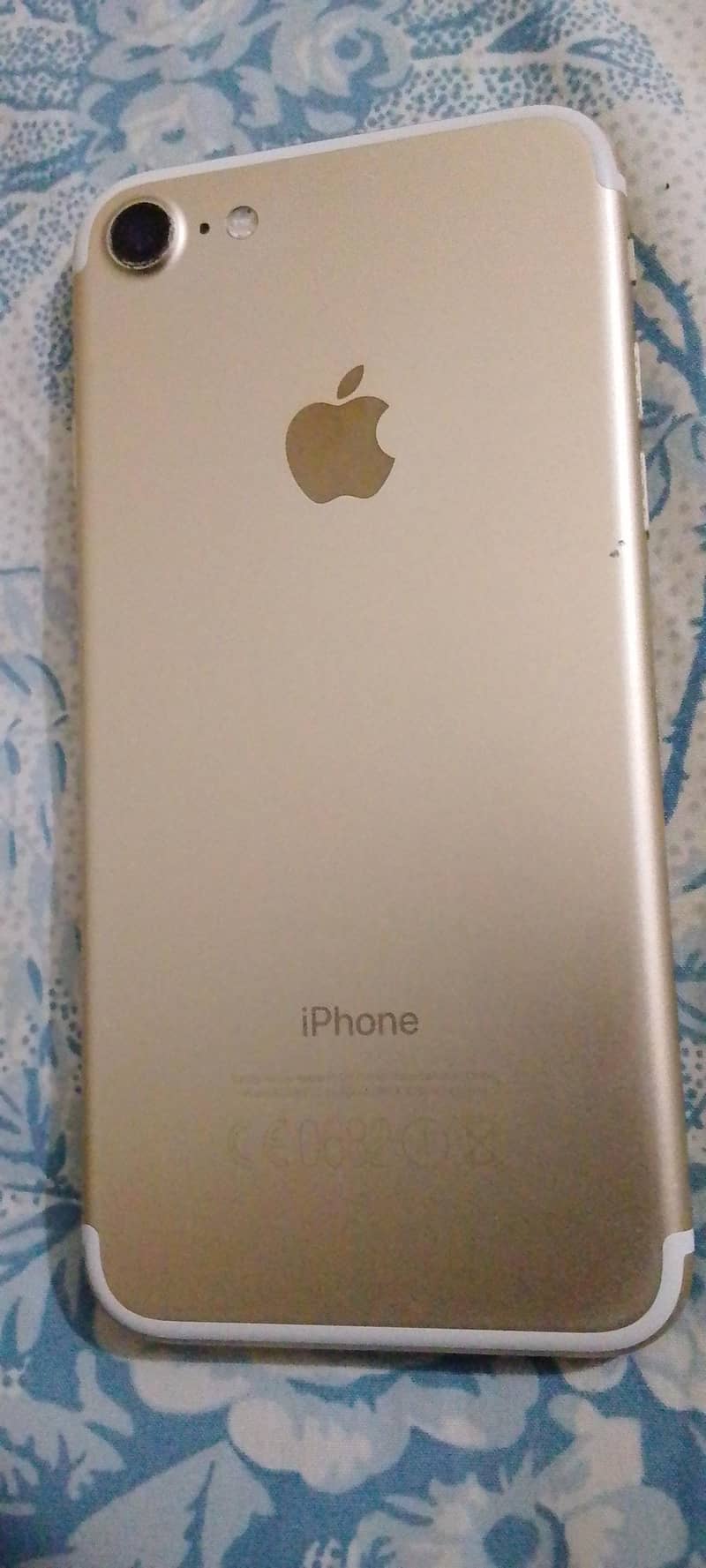 Apple iPhone 7 1