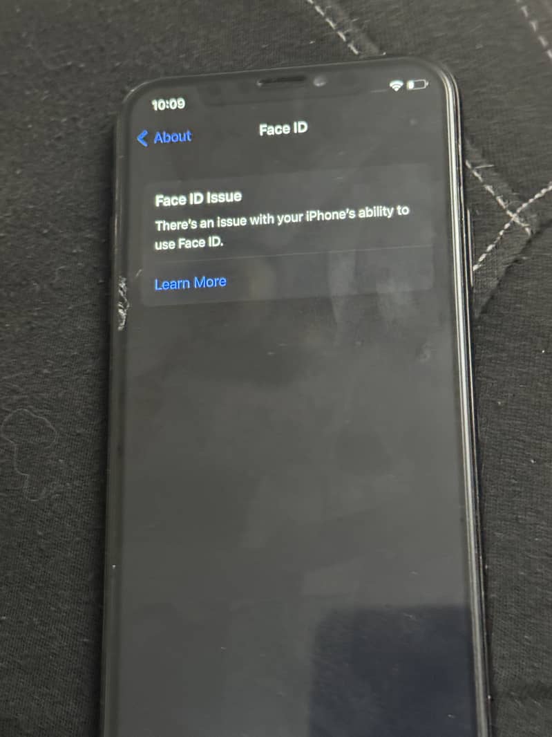 Apple iPhone X 3