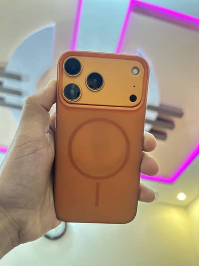 Apple iPhone XR convert 17 pro back creak