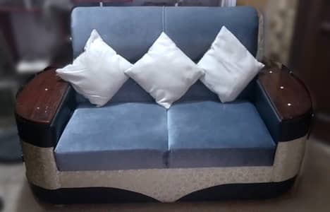 Elegant Grey Sofa Set (3+2+1+1 Seaters) – Modern | Excellent Condition