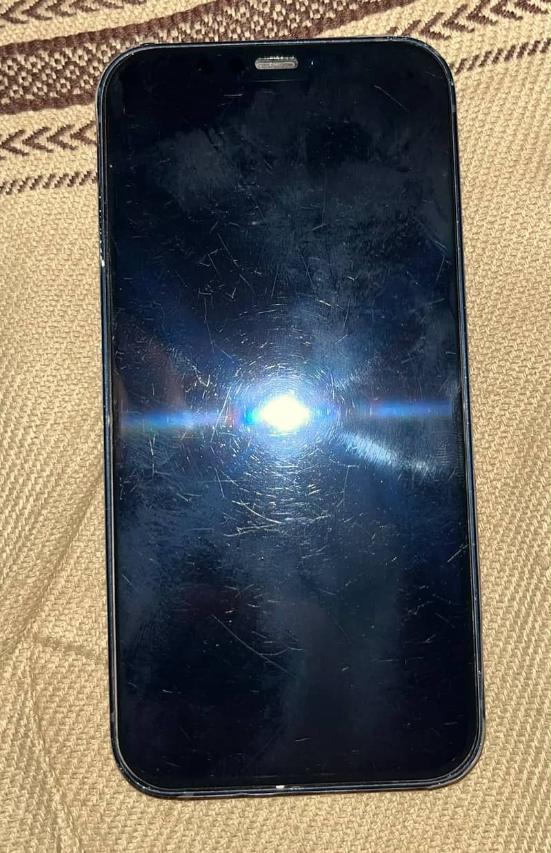 Apple iPhone 12 2