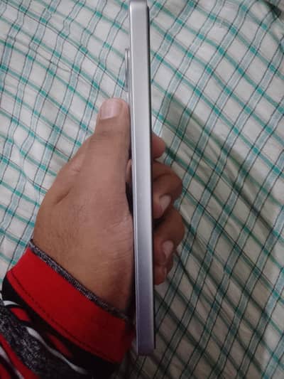 Vivo Y400