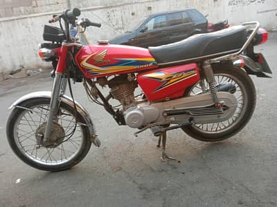 Honda cg 125 Karachi num 2019 model behtreen ocean bike