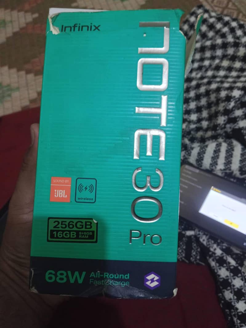 Infinix Note 30 Pro 3