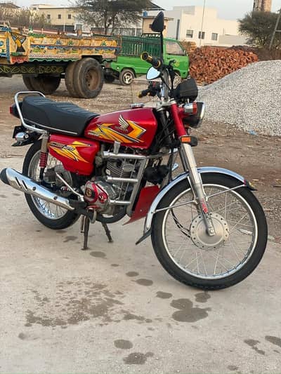 HONDA CG 125 IN GOOD CONDITION