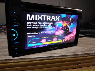 Branded Pioneer dvd player full HD 7.5" IPS display 10/10