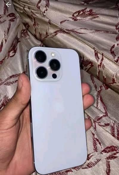 Apple iPhone 15 Pro 256 GB (JV)