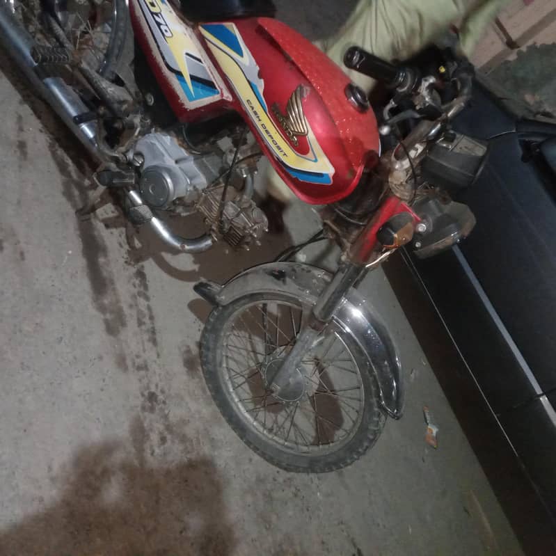 Honda cd 2011 5