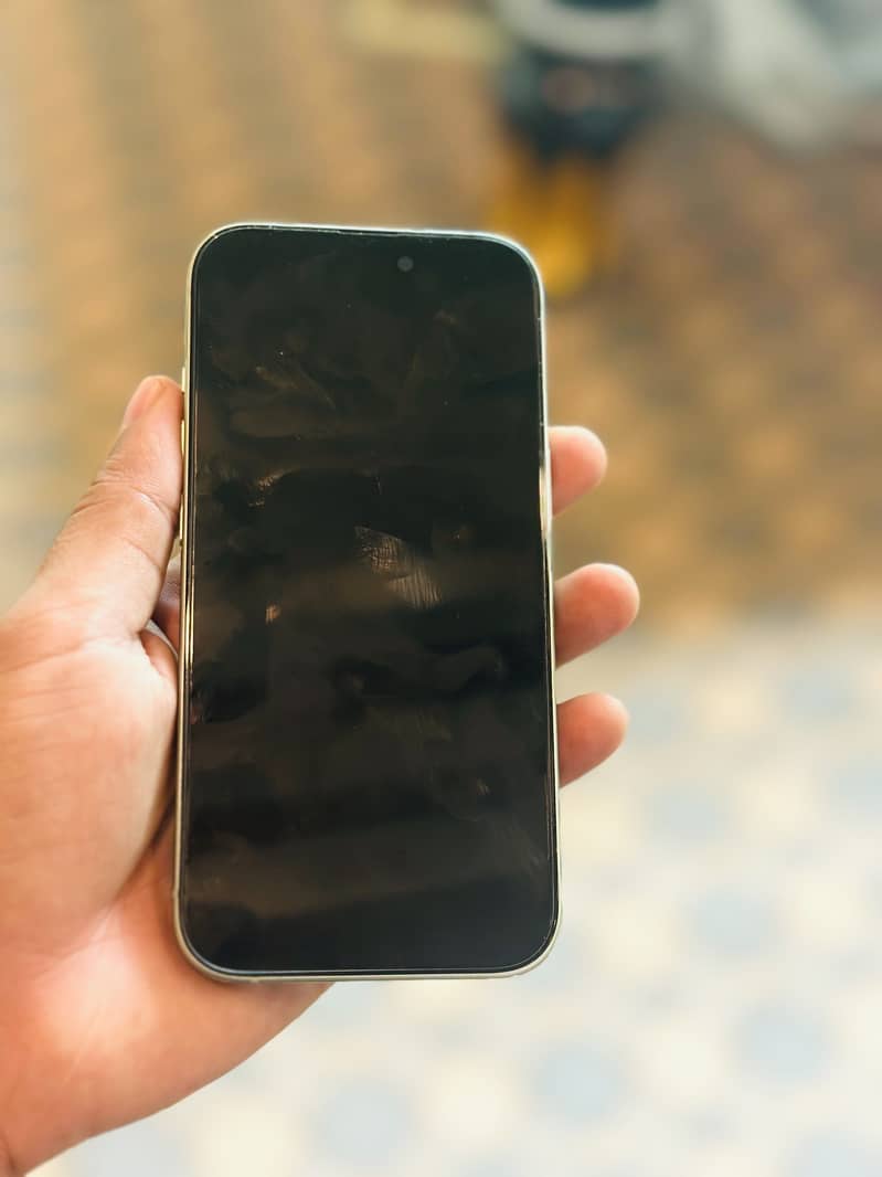 Apple iPhone 15 5