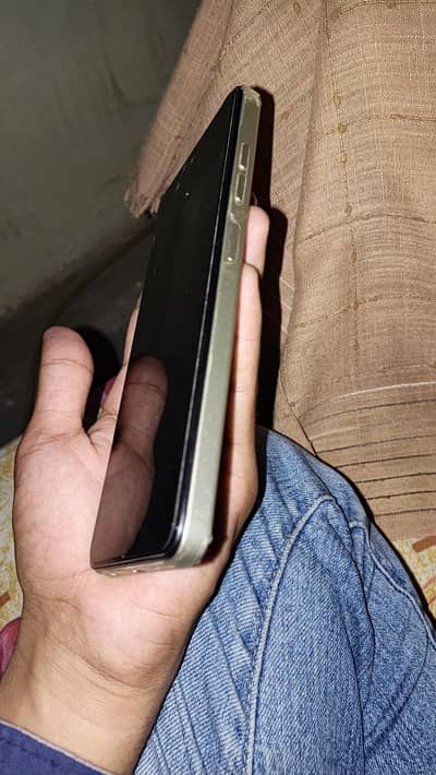 Tecno Spark Go 2024 with box and charger all ok 4/64