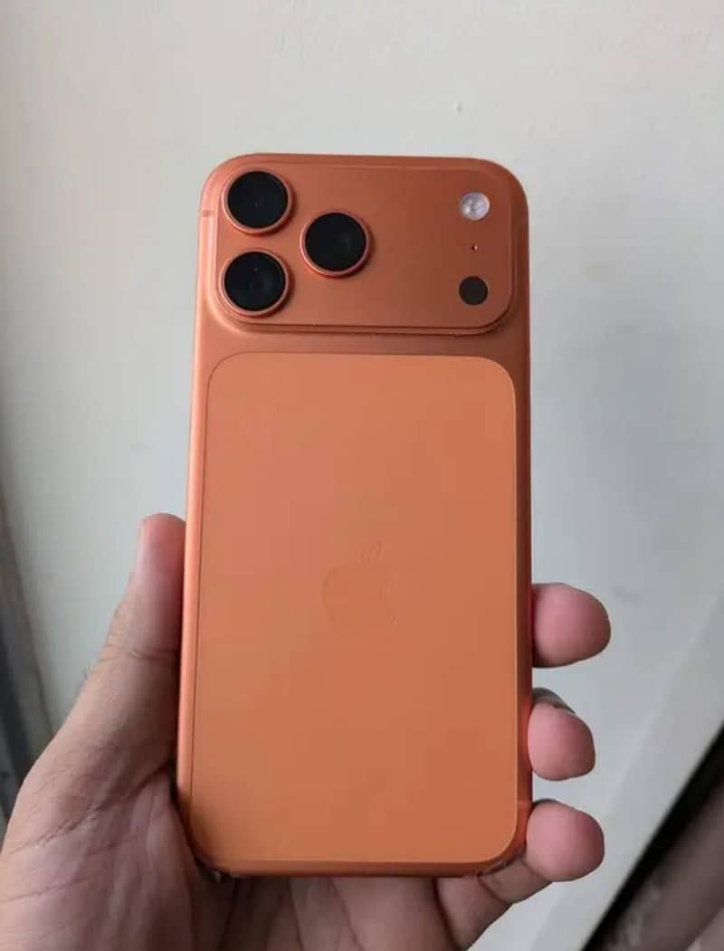 Apple iPhone 17 Pro Max 0