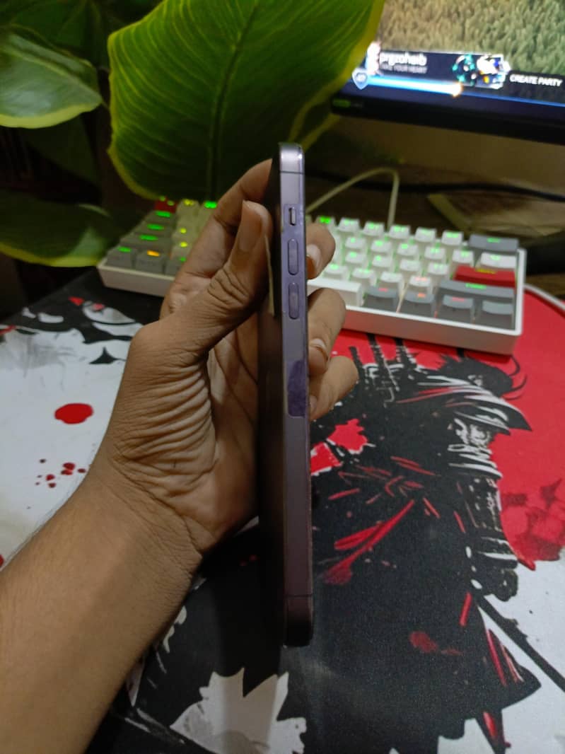 Apple iPhone 14 Pro Max 2