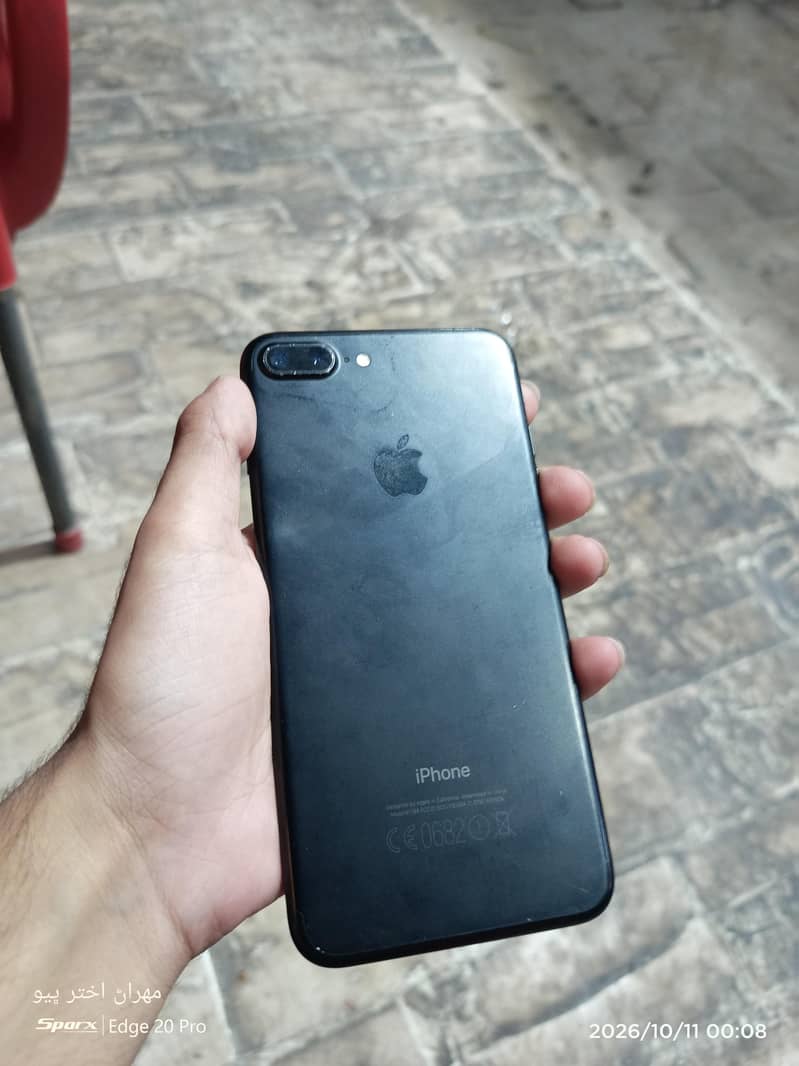 Apple iPhone 7 Plus 4