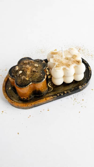 resin alphebet jey hains 200rs pics keychain 300rs candles 1000rs