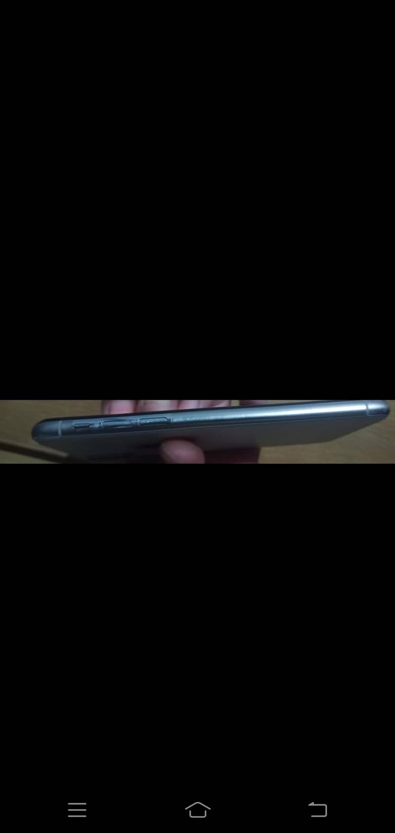 Apple iPhone X 4