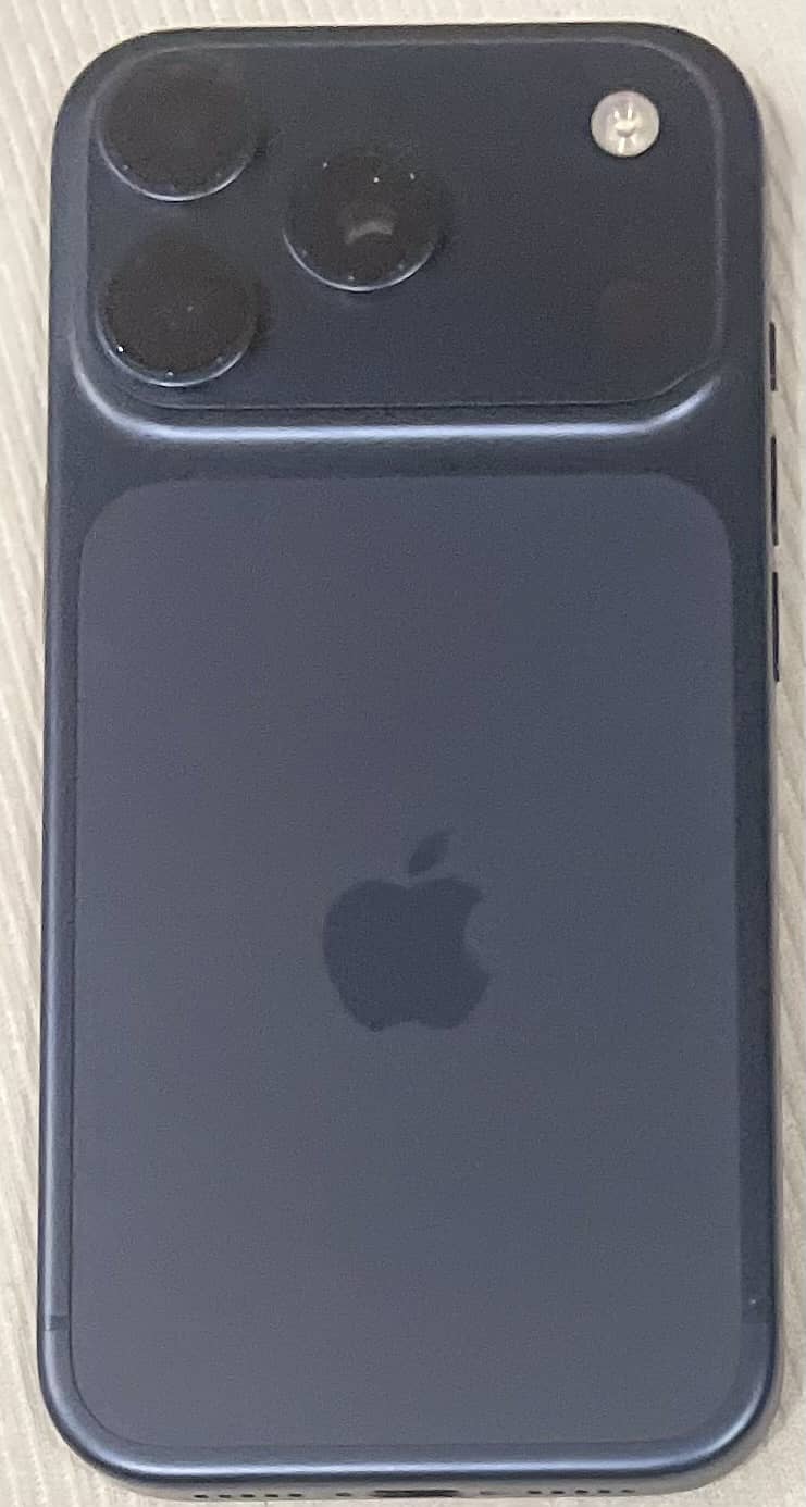 Apple iPhone 17 Pro 0