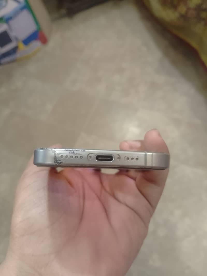 Apple iPhone 15 Pro 5