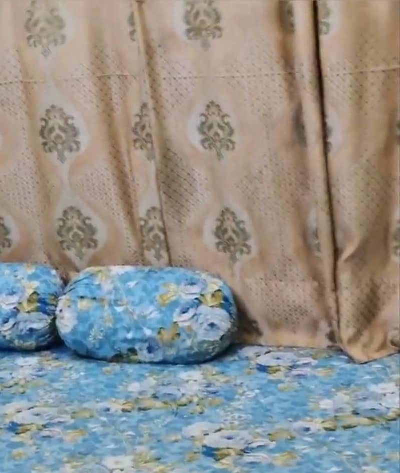 Curtain 1
