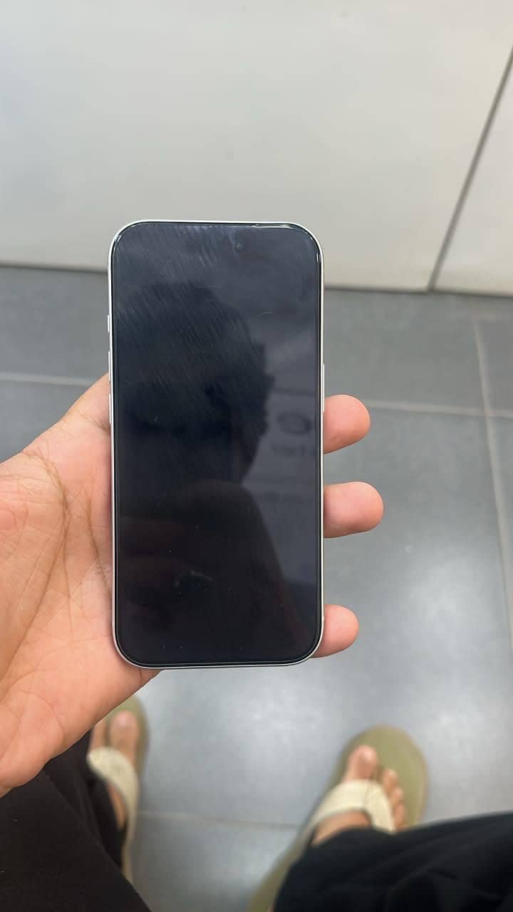 Apple iPhone 17 Pro 4