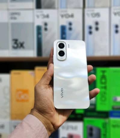Vivo y500 8+8 256 10 month warranty