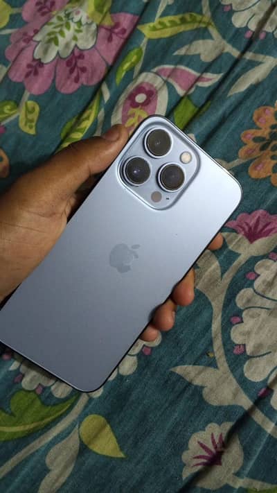 Apple iPhone 13 Pro