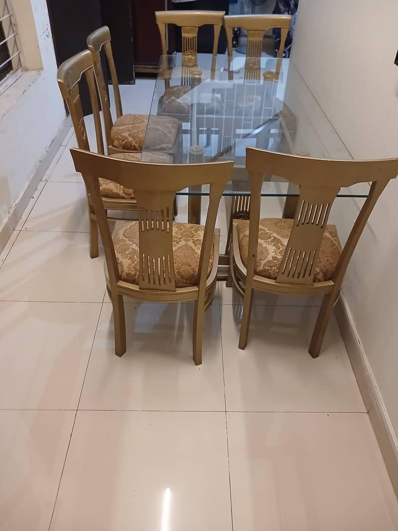 Dinning table 4