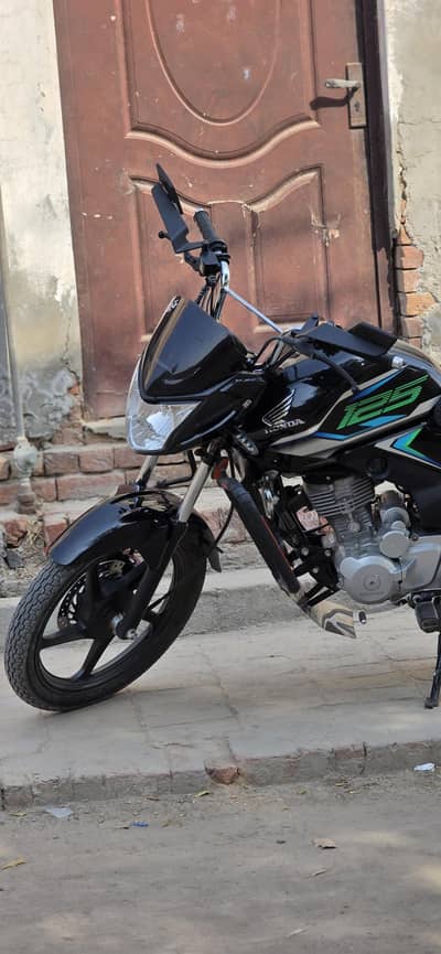 Honda CB 125F For Sale, 100% Geniune & 7K KM Used Only