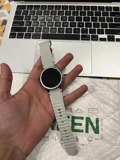 Galaxy Watch6 Classic LTE || Silver Color || Almost new