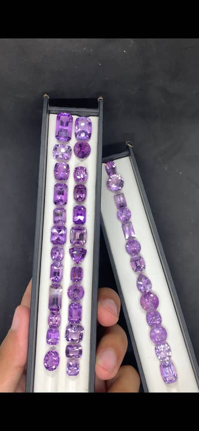Natural amethyst lot