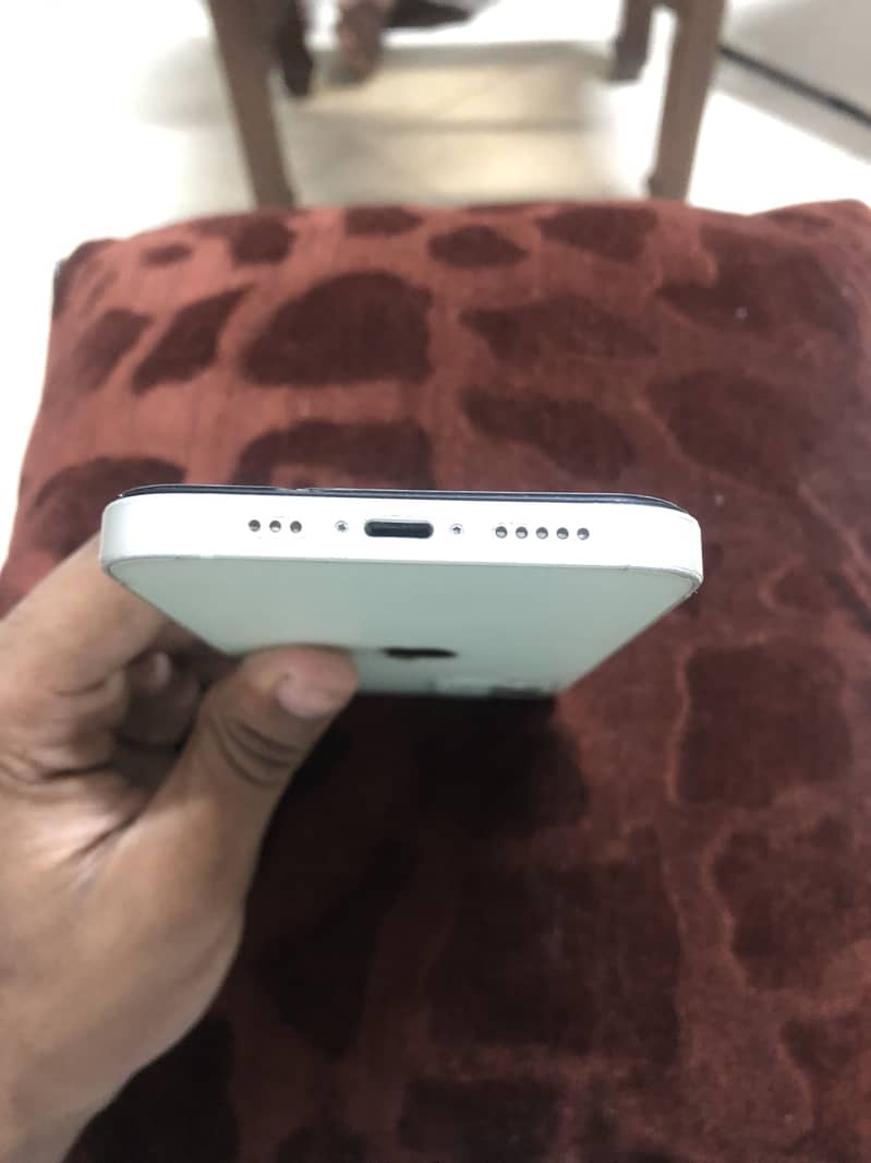 Apple iPhone 12 2