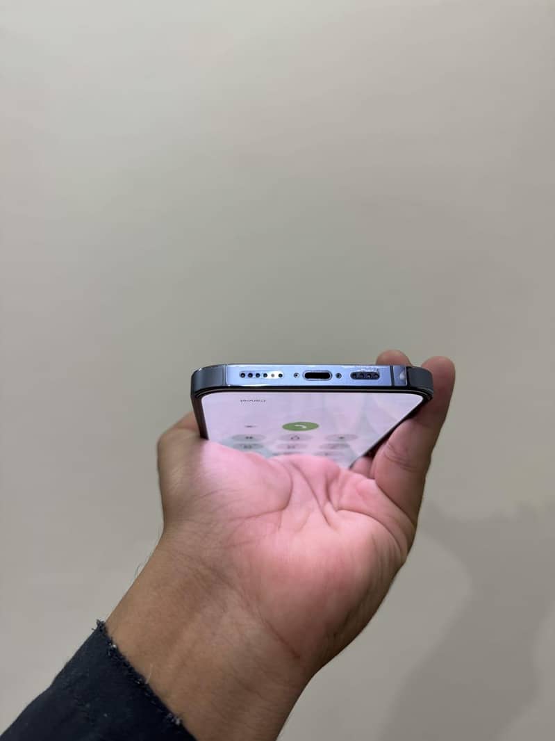 Apple iPhone 13 Pro Max 5