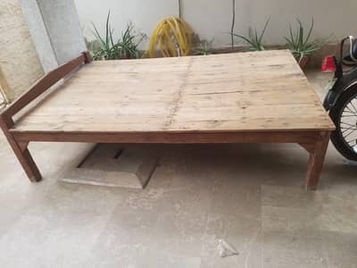 Takhat-Choki 6x5.6 ft / Double Bed 6x6.5
