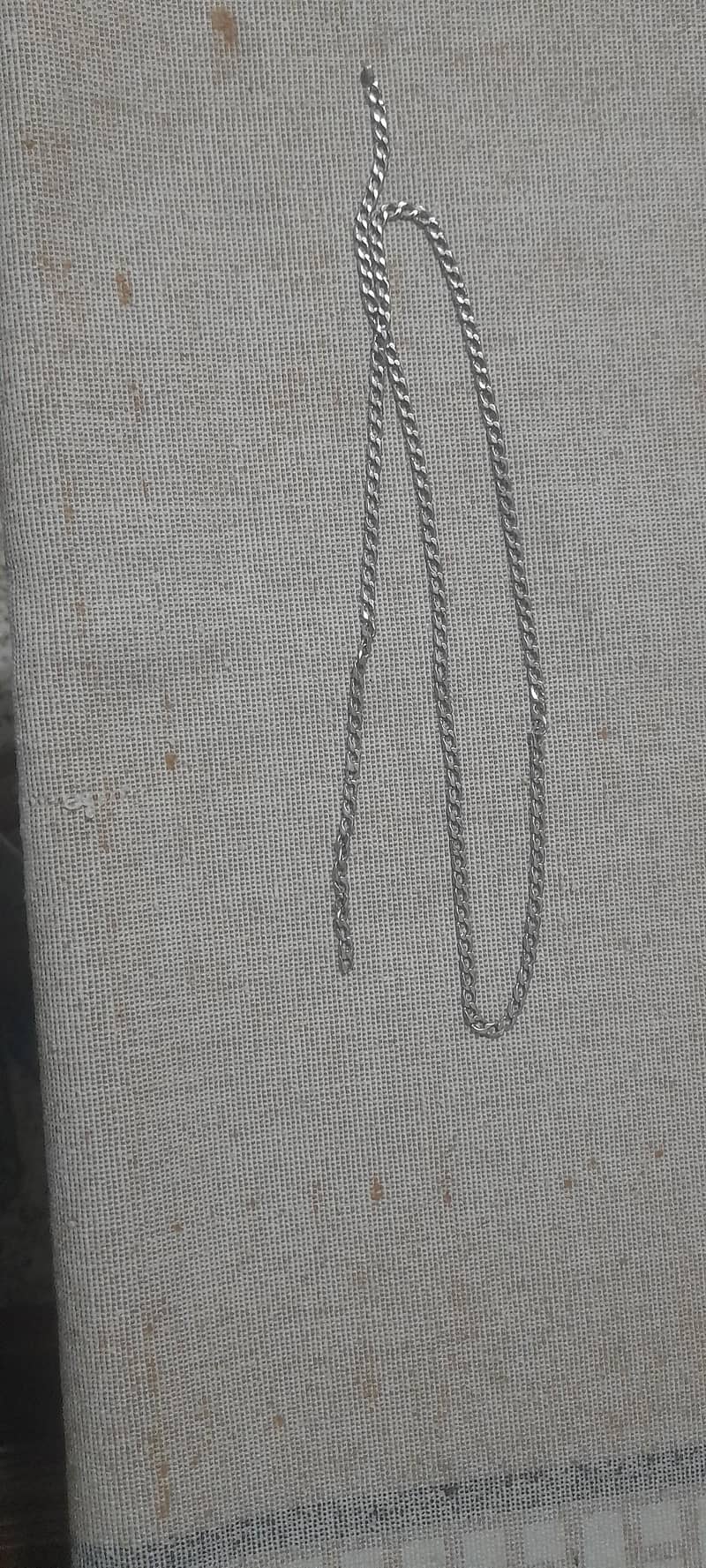 Silver chain 0