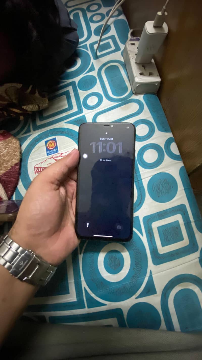 Apple iPhone 11 Pro Max 3