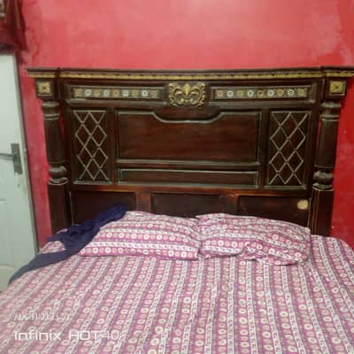 Bedset available for sale. .