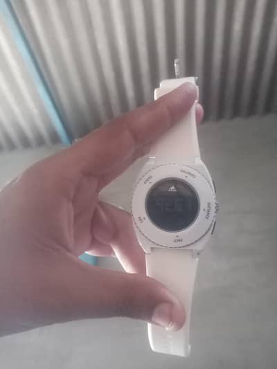 adidas smart watch white good condition